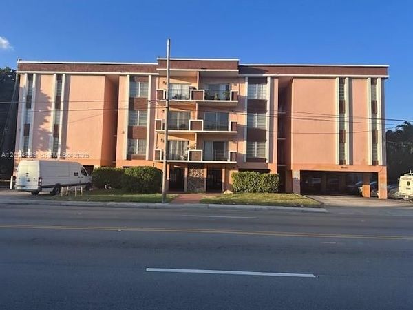 365 NE 125th St , Unit 306, North Miami, FL 33161