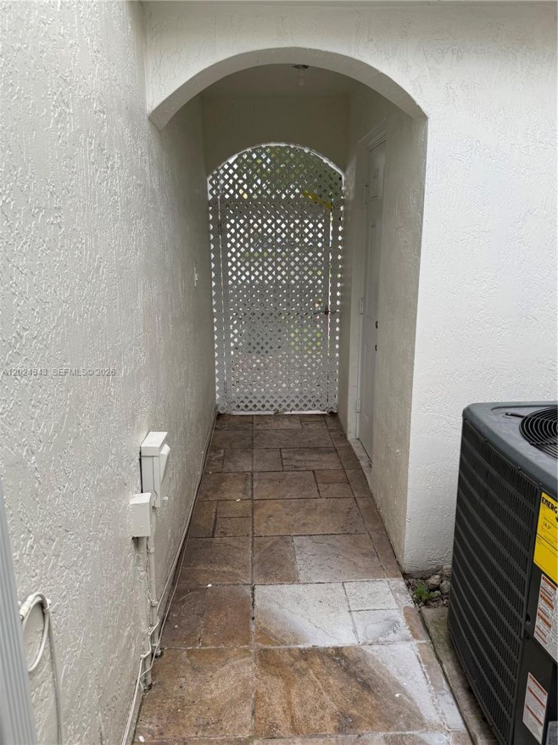 14816 SW 104th St, Unit 89, Miami, FL 33196 Photo