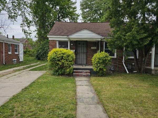 15143 Evergreen Road, Detroit, MI 48223