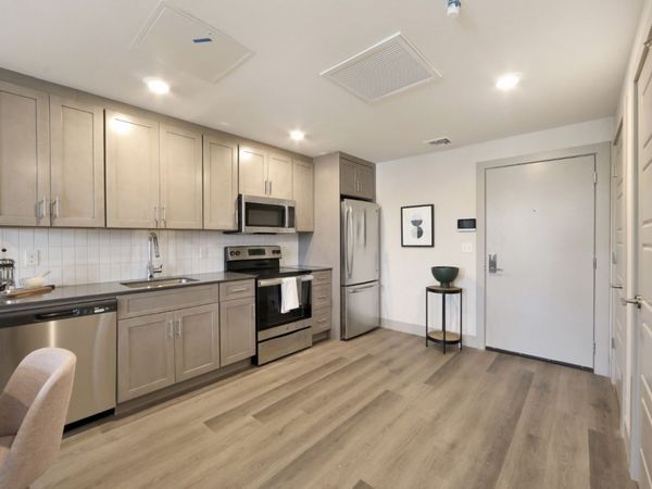 548 Franklin Ave, Unit 211, Belleville, NJ 07109