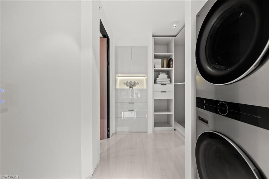 1100 Pine Ridge Rd, Unit B103, Naples, FL 34108 Photo