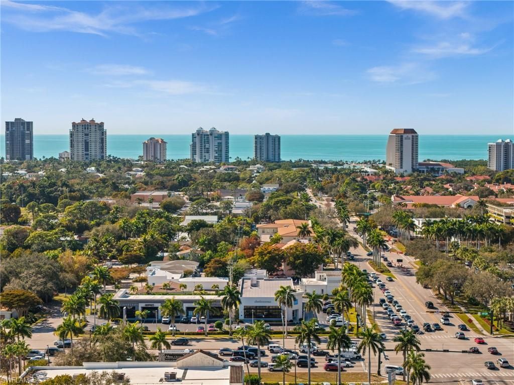 1100 Pine Ridge Rd, Unit B103, Naples, FL 34108 Photo