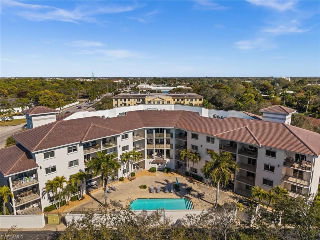 1100 Pine Ridge Rd, Unit B103, Naples, FL 34108 Photo