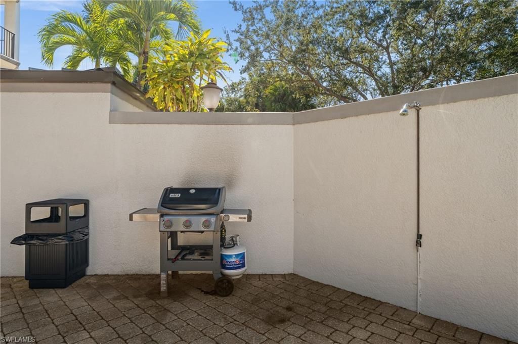 1100 Pine Ridge Rd, Unit B103, Naples, FL 34108 Photo