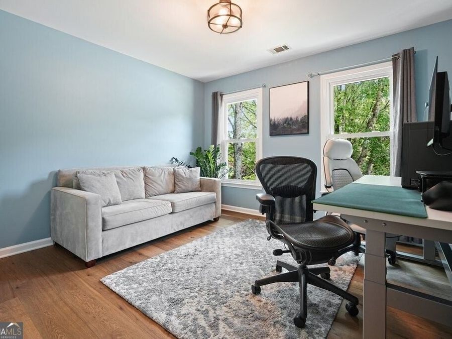 Property Image 28