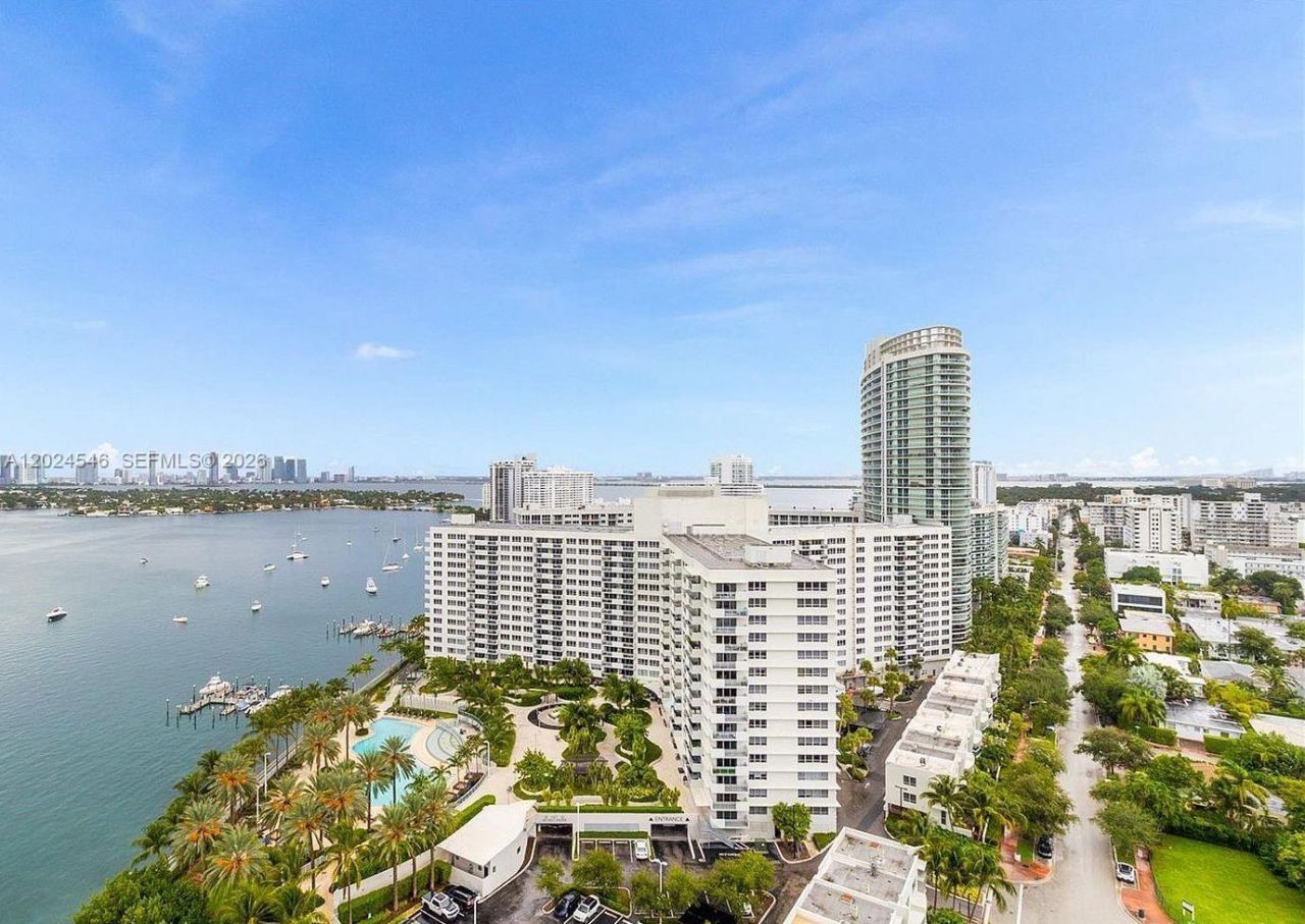 1330 West Ave, Unit 2105, Miami Beach, FL 33139 Photo