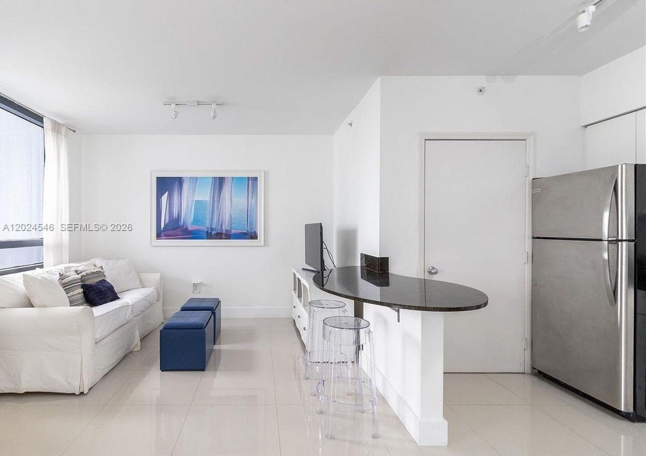 1330 West Ave, Unit 2105, Miami Beach, FL 33139 Photo