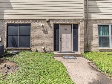 7031 Holly Hill Drive, Unit 10, Dallas, TX 75231