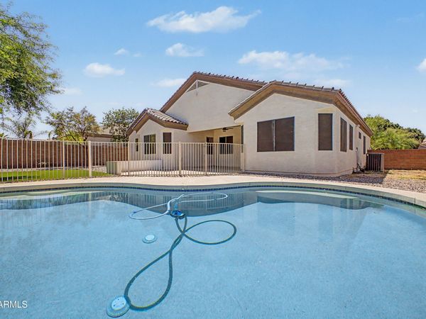 8634 E Hillview Street, Mesa, AZ 85207