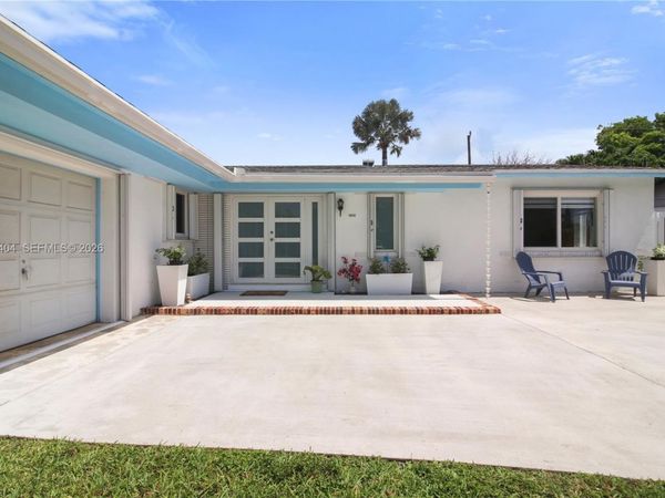 10455 SW 200th St, Cutler Bay, FL 33157