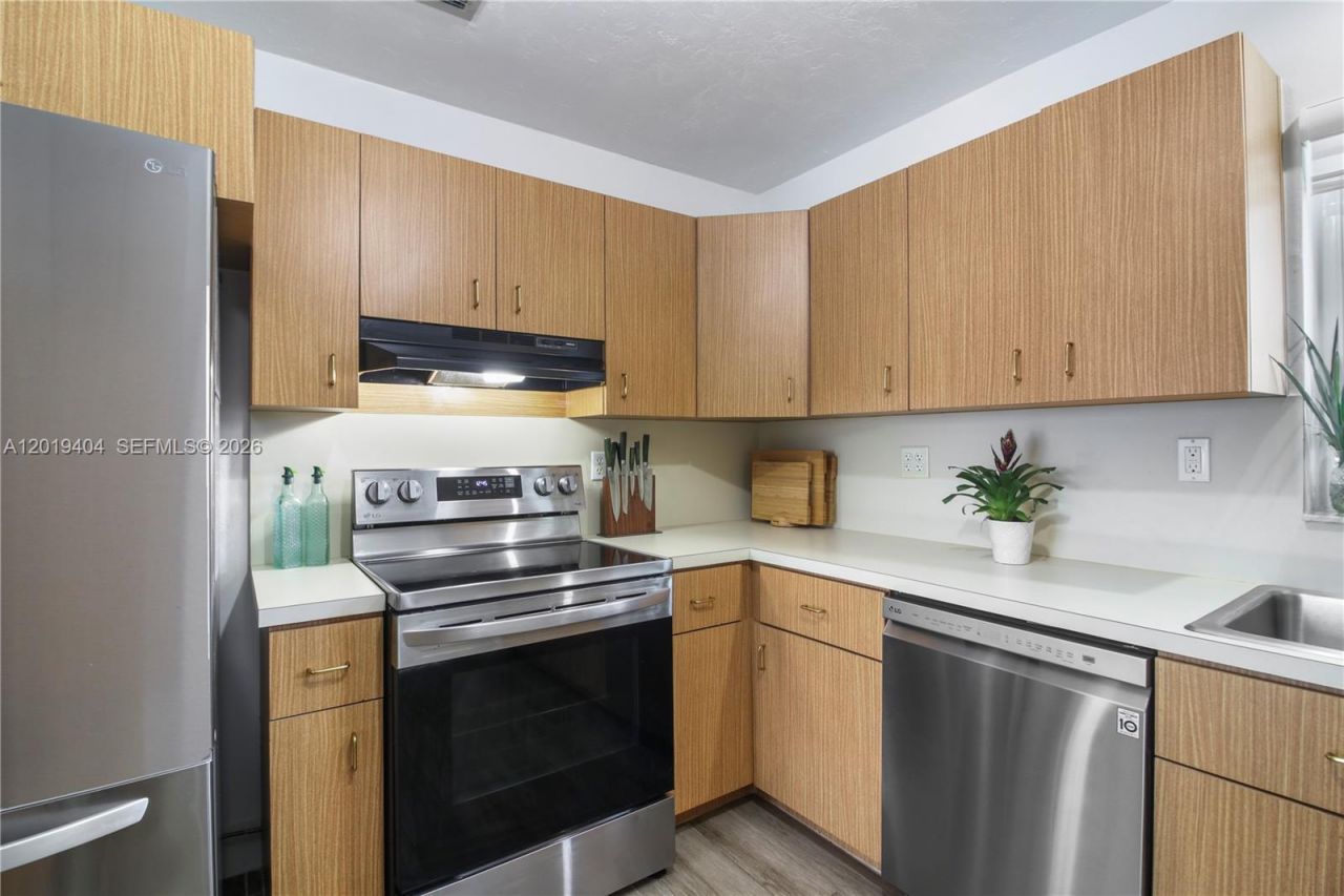 10455 SW 200th St, Cutler Bay, FL 33157 Photo