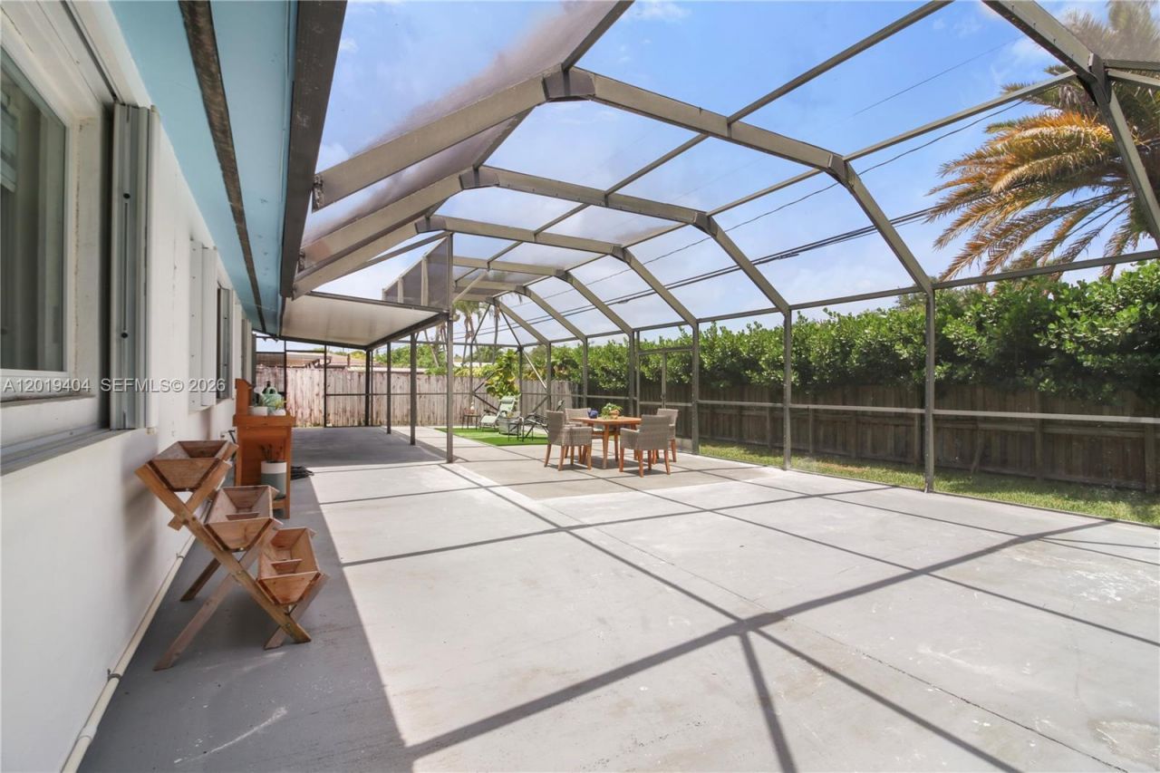 10455 SW 200th St, Cutler Bay, FL 33157 Photo