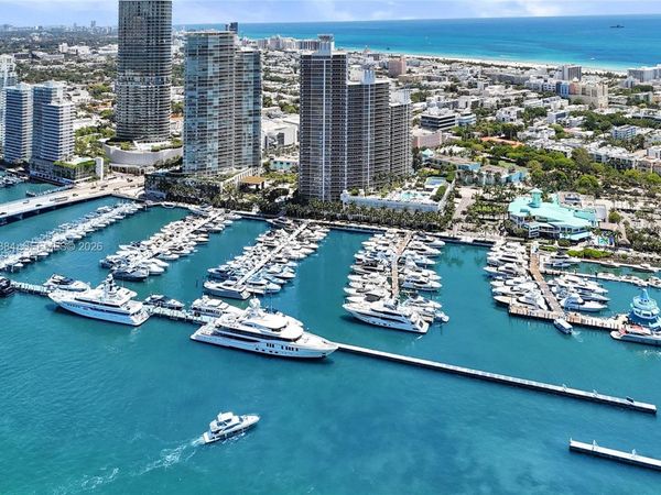400 Alton Rd , Unit PH11, Miami Beach, FL 33139