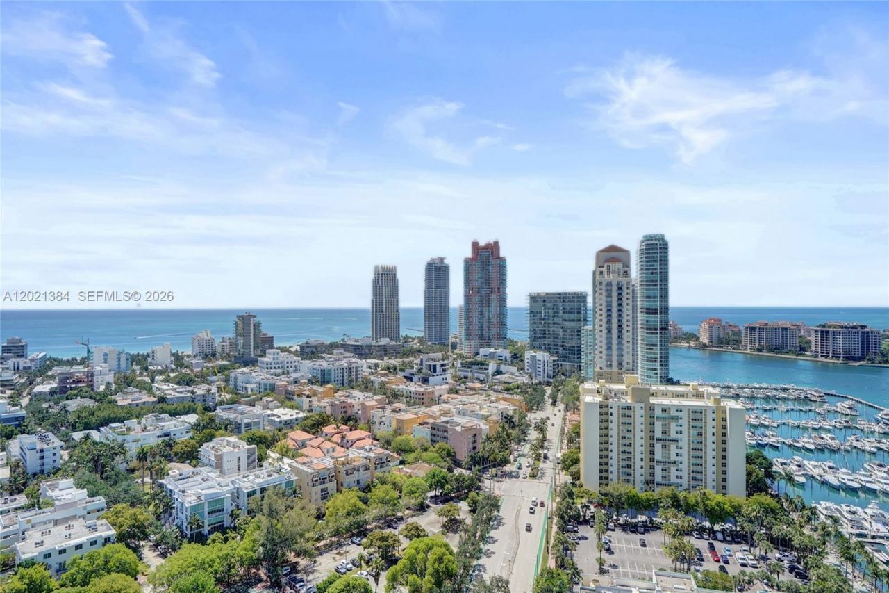 400 Alton Rd , Unit PH11, Miami Beach, FL 33139 Photo