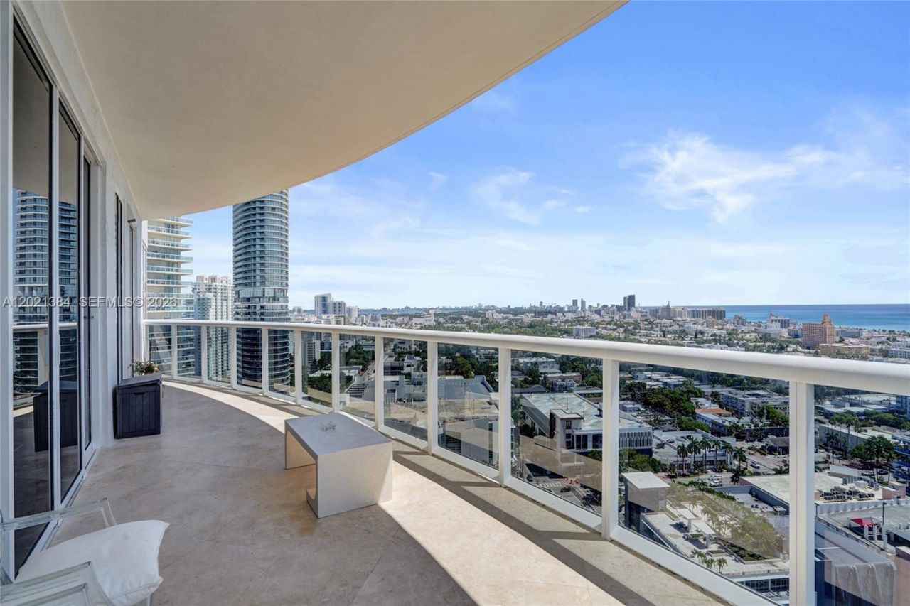 400 Alton Rd , Unit PH11, Miami Beach, FL 33139 Photo