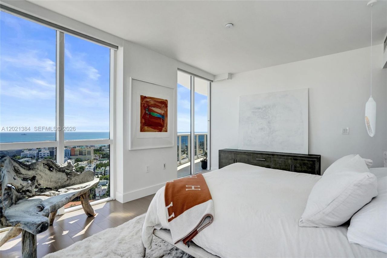 400 Alton Rd , Unit PH11, Miami Beach, FL 33139 Photo