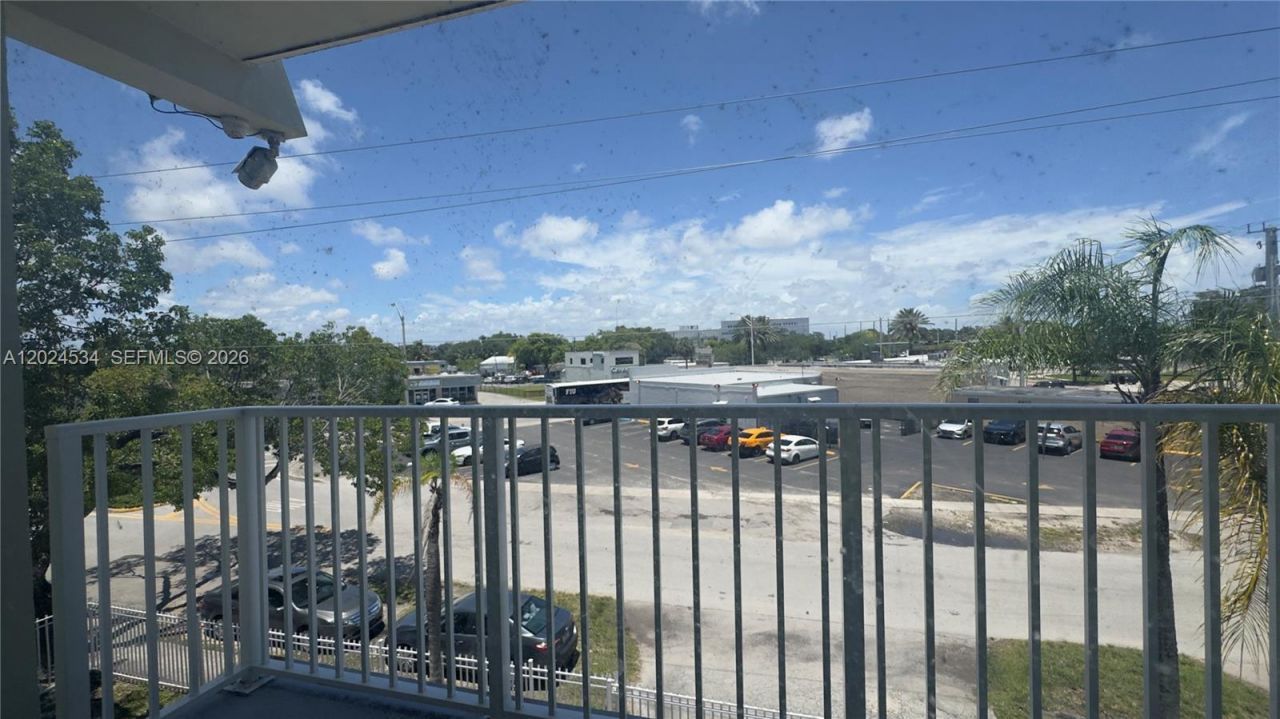 12890 NE 8th Ave, Unit 302, North Miami, FL 33161 Photo