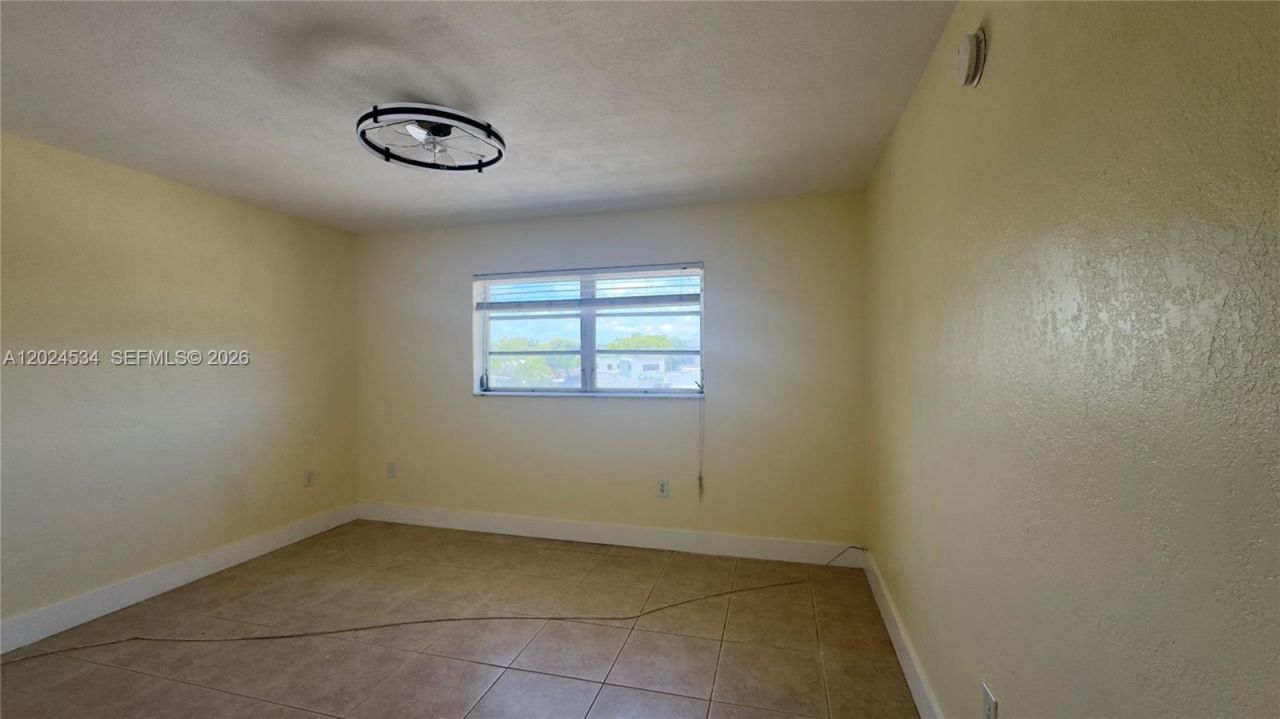 12890 NE 8th Ave, Unit 302, North Miami, FL 33161 Photo