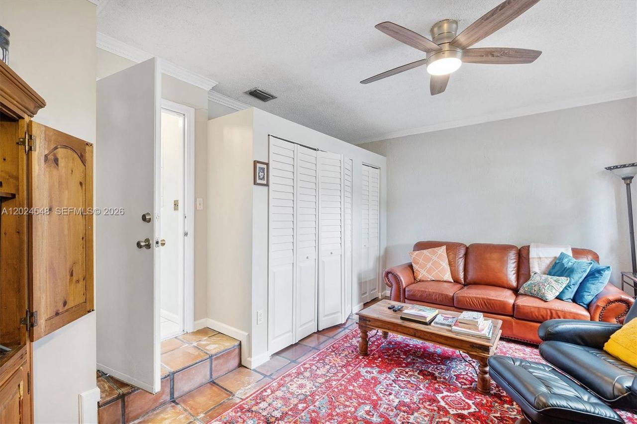 14515 SW 139th Ave Cir E, Miami, FL 33186 Photo