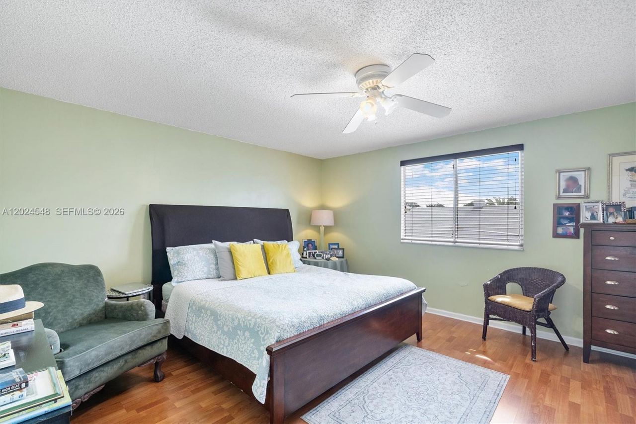 14515 SW 139th Ave Cir E, Miami, FL 33186 Photo