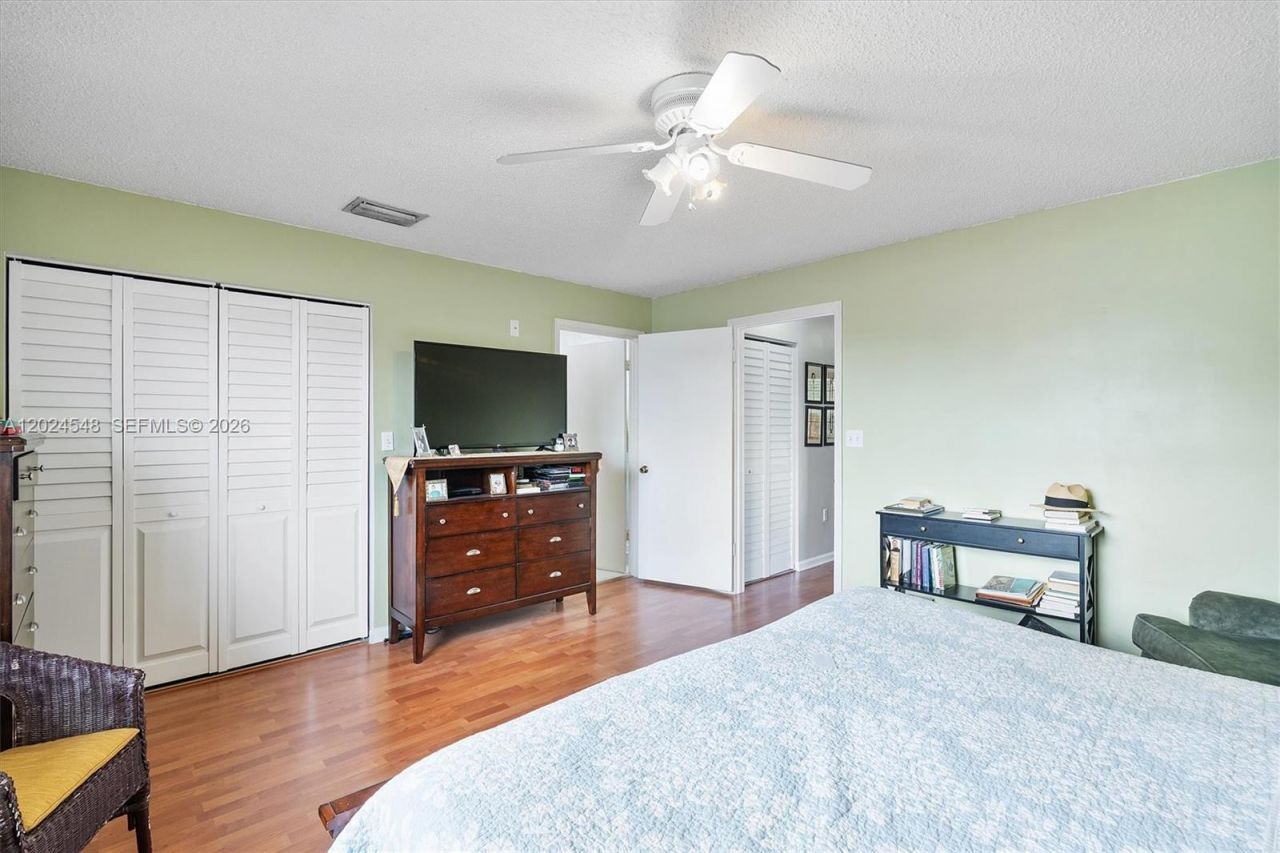 14515 SW 139th Ave Cir E, Miami, FL 33186 Photo