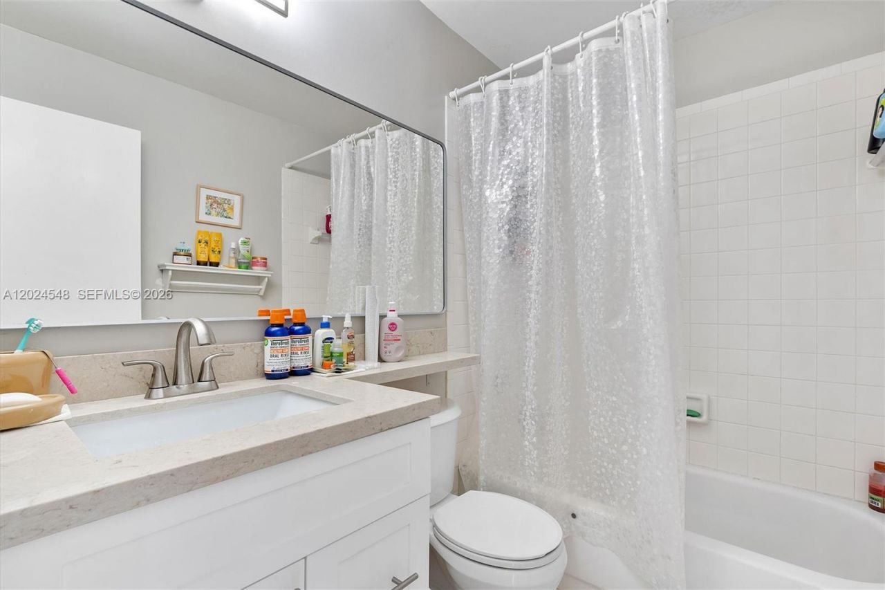 14515 SW 139th Ave Cir E, Miami, FL 33186 Photo