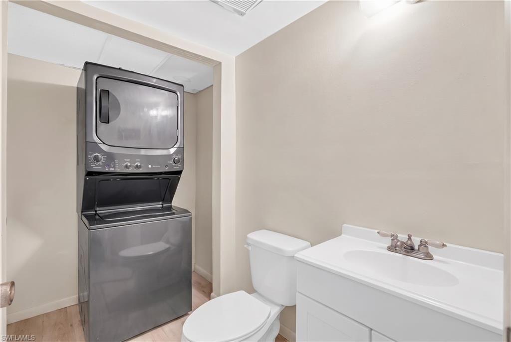 3276 Royal Canadian Trce, Unit 2, Fort Myers, FL 33907 Photo