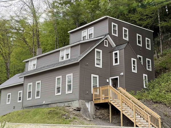 321 South Main Street, Stowe, VT 05672