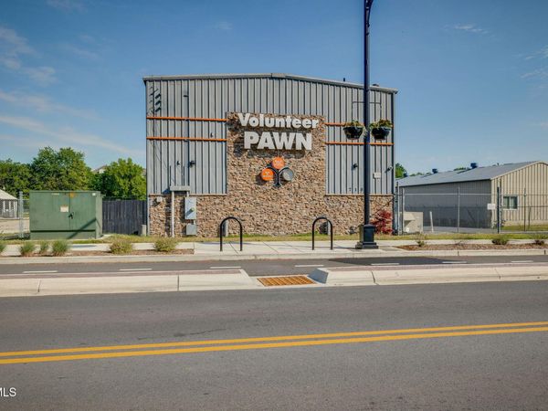 718 West Walnut Street, Johnson City, TN 37604