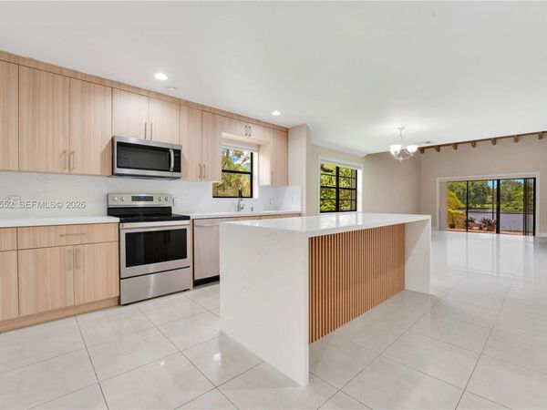 3719 Estepona Ave , Unit 18A1, Doral, FL 33178