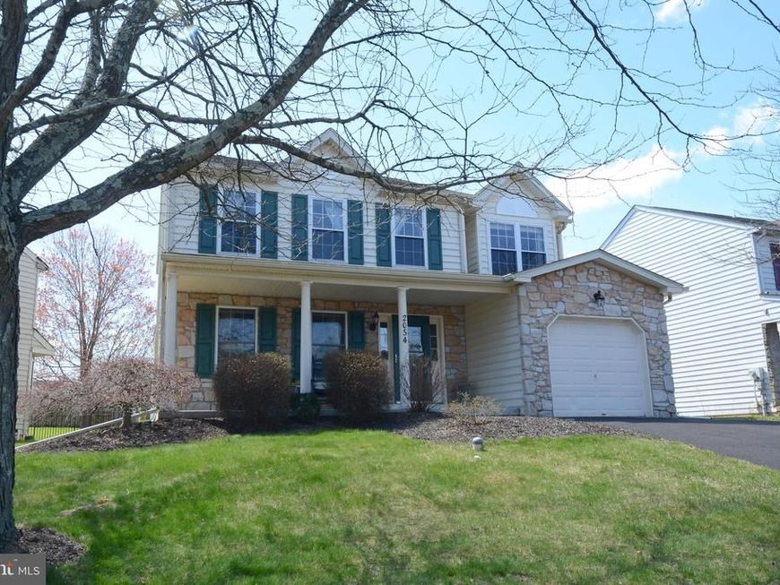 2054 Valley View Drive, Quakertown, PA 18951 Main Photo