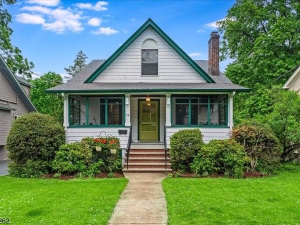 74 Park Ave, Verona, NJ 07044
