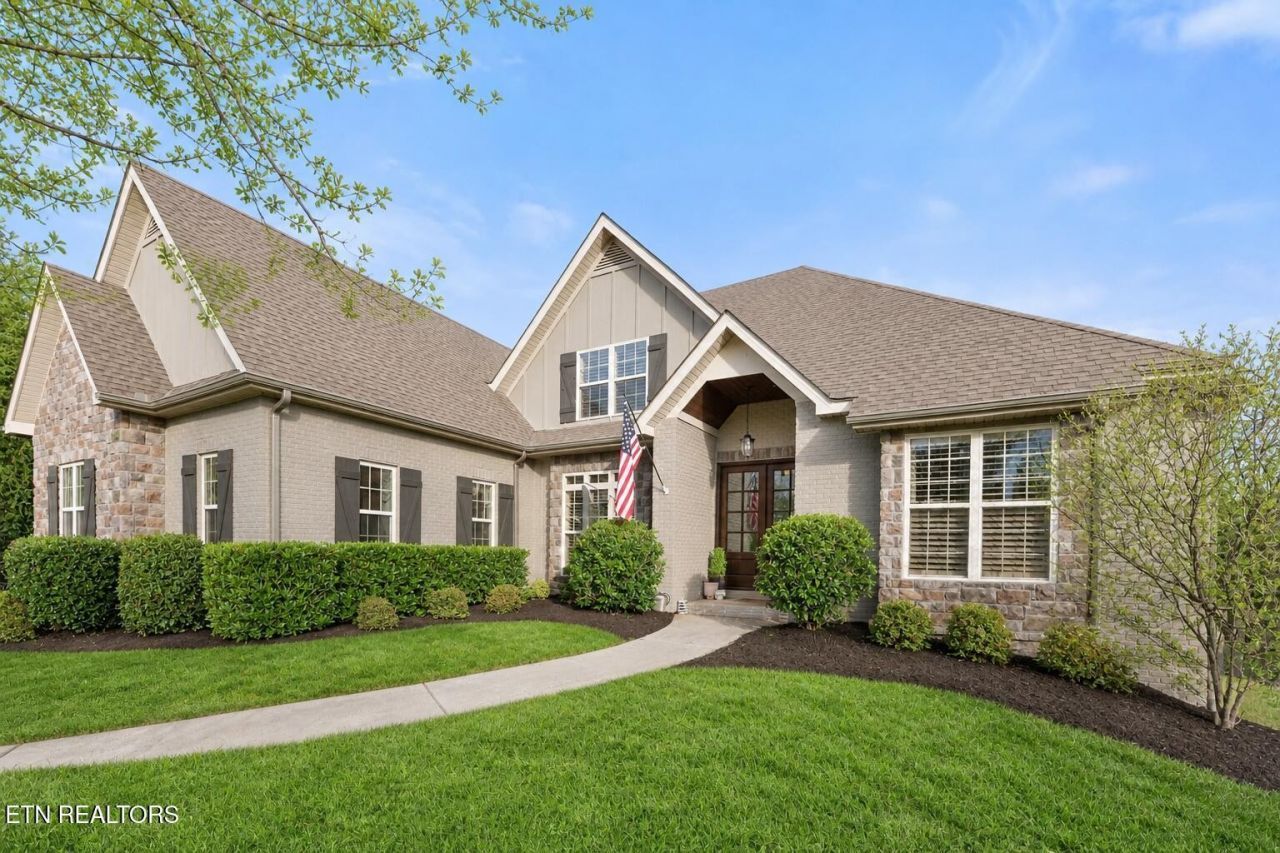 1134 Potterstone Drive, Knoxville, TN 37922 Main Photo