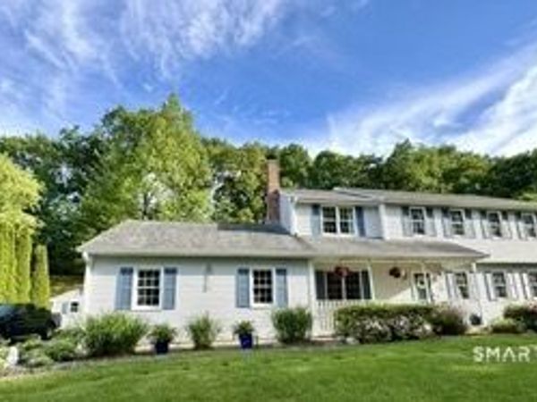 81 Folly Brook, Manchester, CT 06040