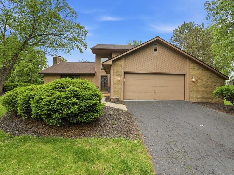 10825 Sierra Woods Circle, Plain City, OH 43064 Photo 2
