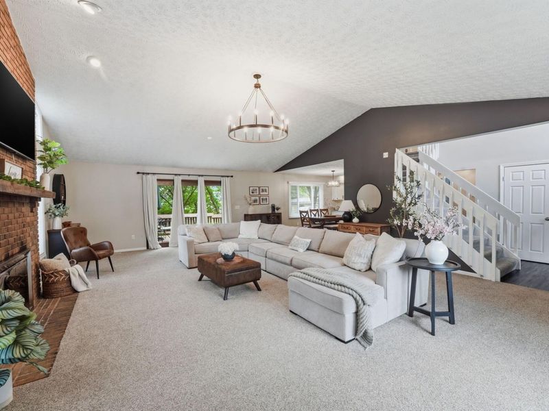 10825 Sierra Woods Circle, Plain City, OH 43064 Photo 6