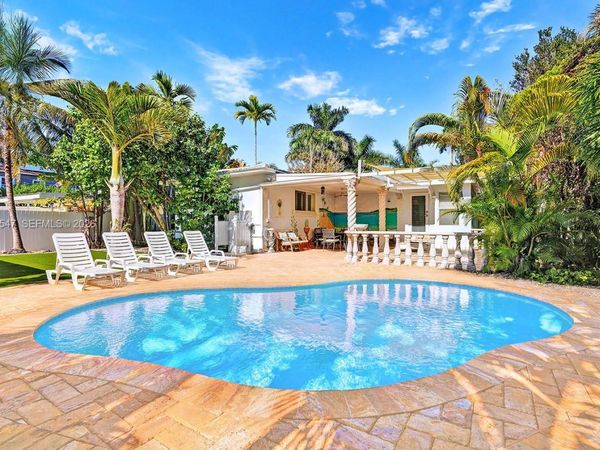 1016 Harrison St , Hollywood, FL 33019