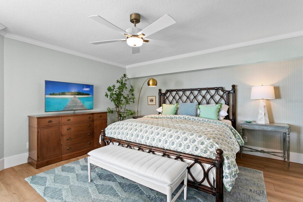 16332 Gulf Boulevard, Unit 3B, Redington Beach, FL 33708 Photo