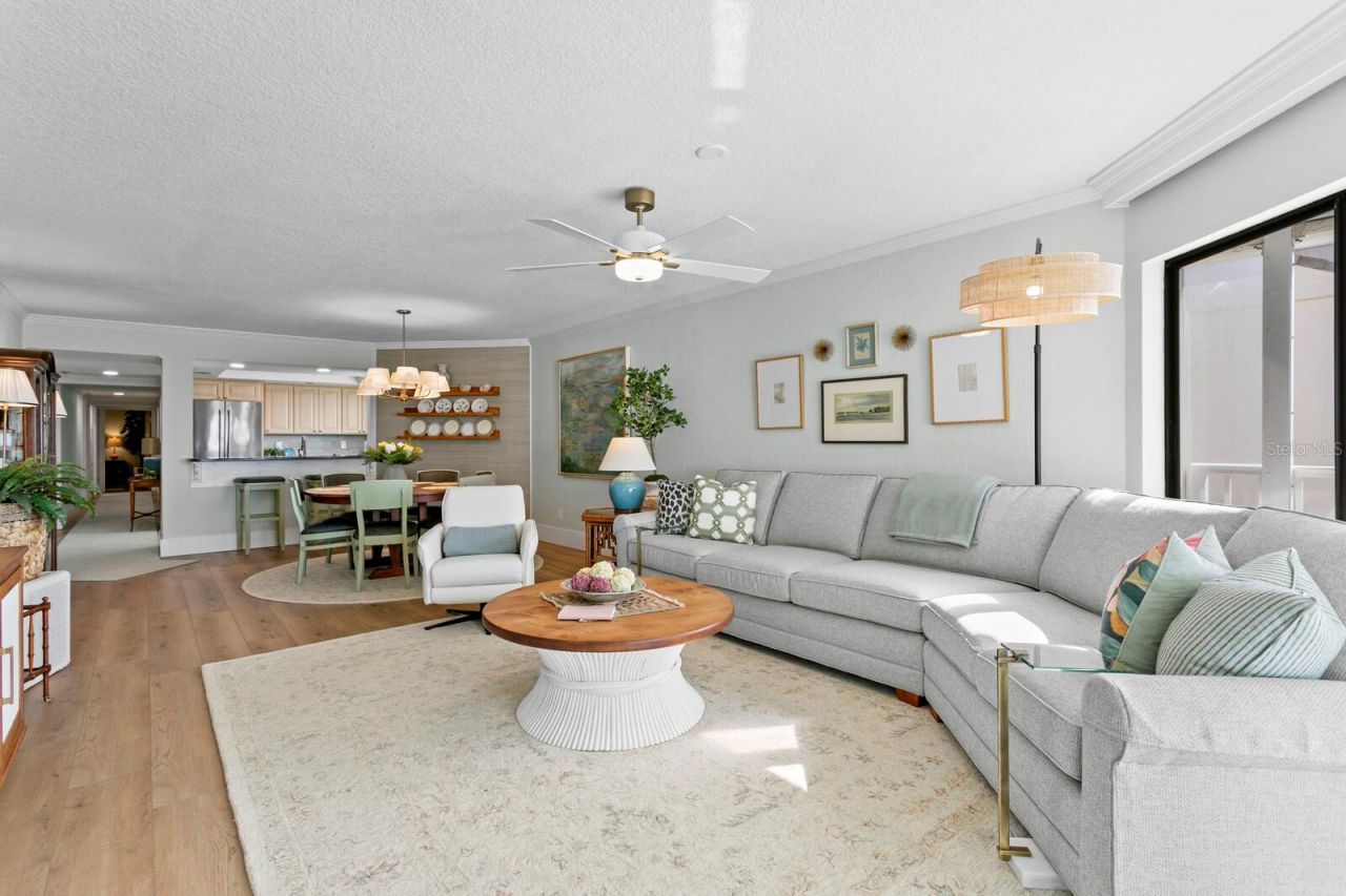 16332 Gulf Boulevard, Unit 3B, Redington Beach, FL 33708 Photo
