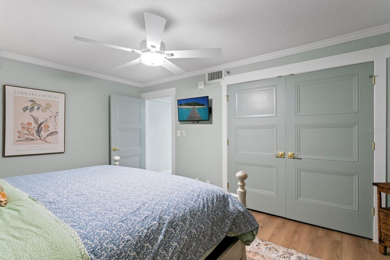 16332 Gulf Boulevard, Unit 3B, Redington Beach, FL 33708 Photo