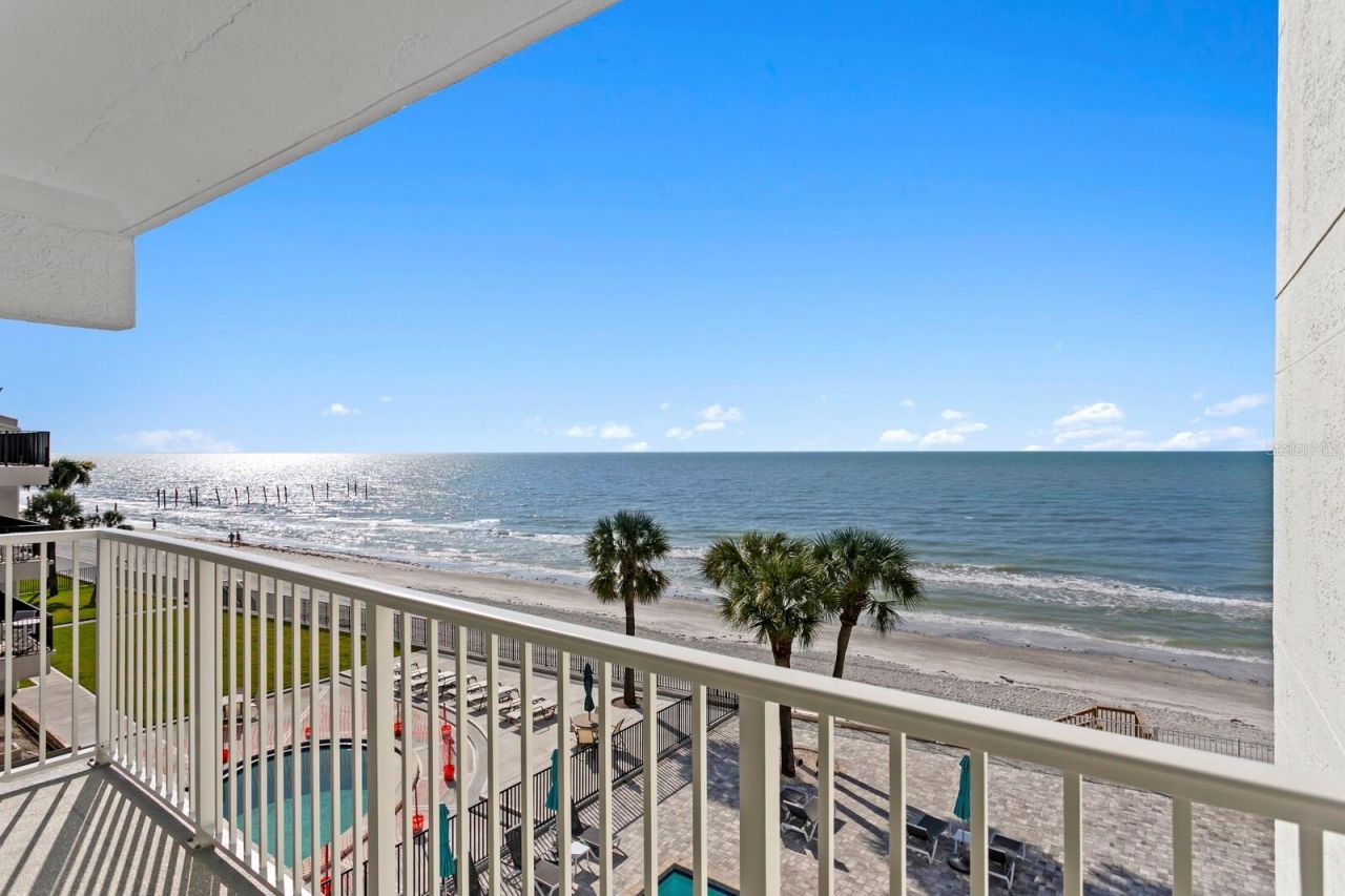 16332 Gulf Boulevard, Unit 3B, Redington Beach, FL 33708 Photo