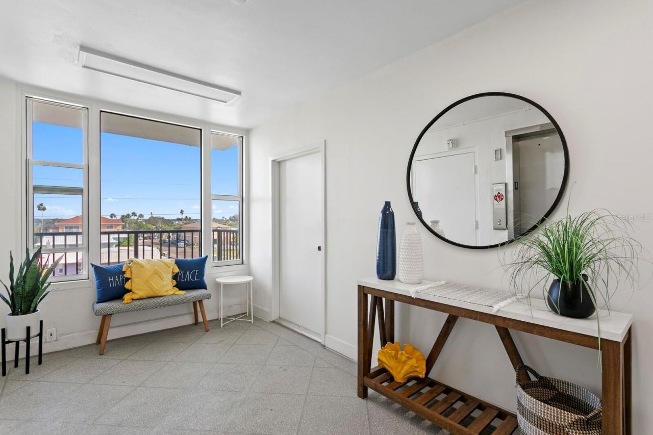 16332 Gulf Boulevard, Unit 3B, Redington Beach, FL 33708 Photo