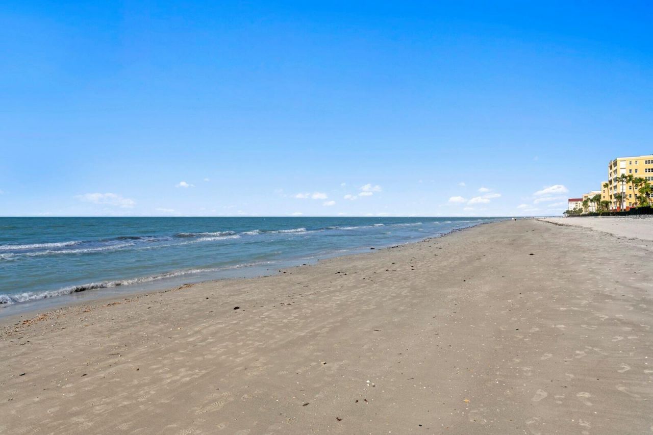 16332 Gulf Boulevard, Unit 3B, Redington Beach, FL 33708 Photo