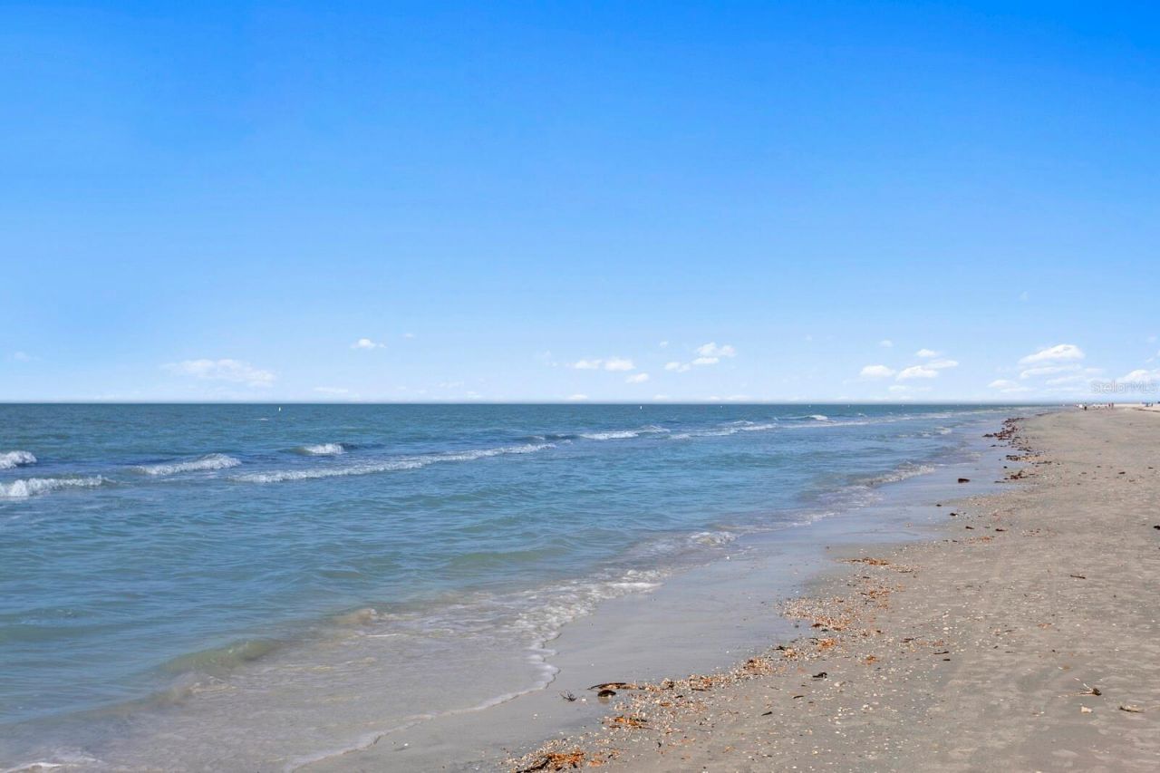 16332 Gulf Boulevard, Unit 3B, Redington Beach, FL 33708 Photo