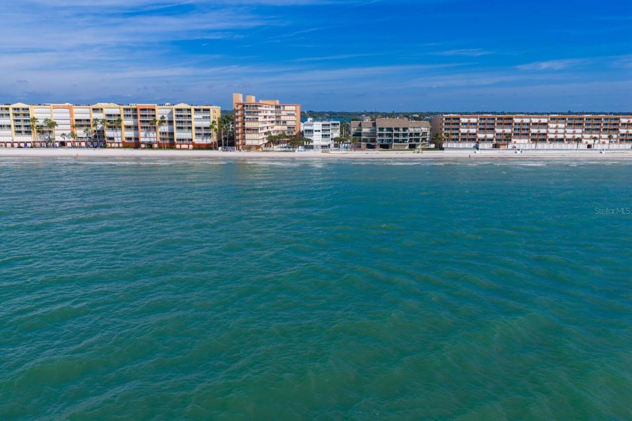 16332 Gulf Boulevard, Unit 3B, Redington Beach, FL 33708 Photo