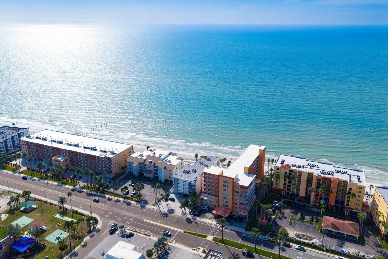 16332 Gulf Boulevard, Unit 3B, Redington Beach, FL 33708 Photo
