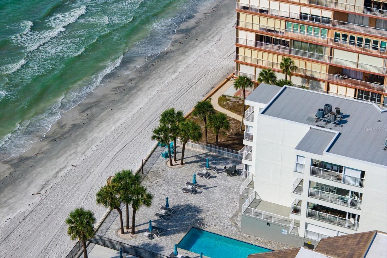 16332 Gulf Boulevard, Unit 3B, Redington Beach, FL 33708 Photo