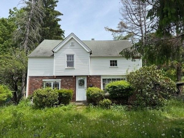 10 Patton Street, Oxford, MA 01540