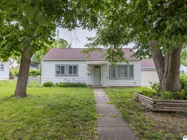 1407 N 70th Avenue, Omaha, NE 68132