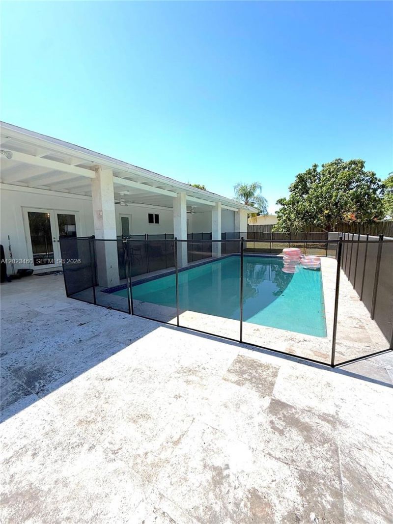 14500 SW 98th Ave , Miami, FL 33176 Photo